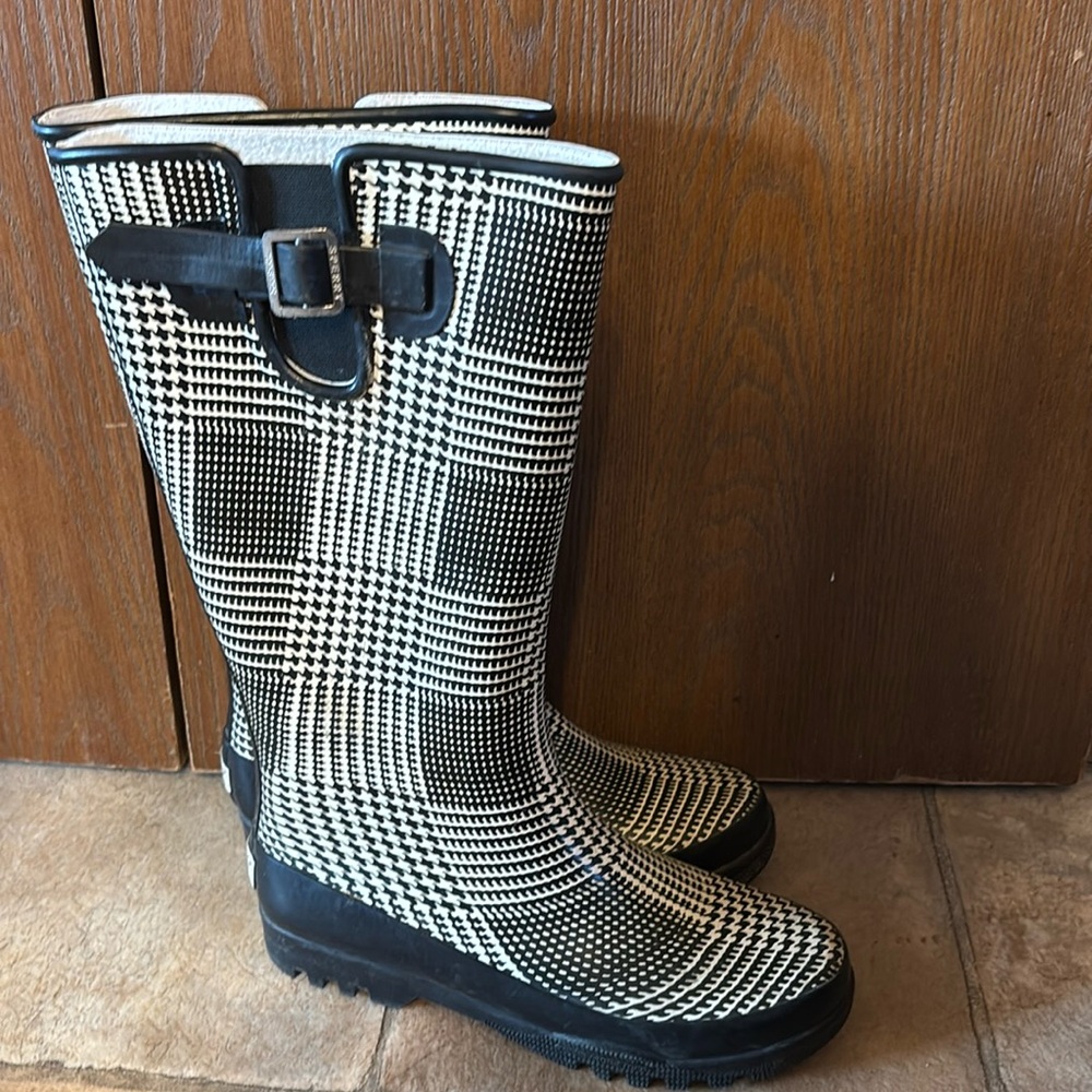 Sperry Rainboots